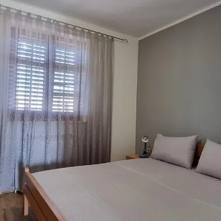 Appartement Idila Sea Front Apartments