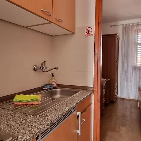 Idila Sea Front Apartments