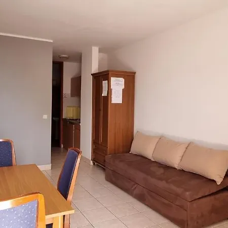 アパート Idila Sea Front Apartments