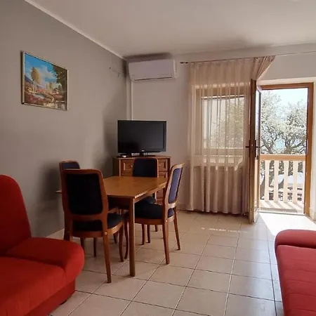 アパート Idila Sea Front Apartments *