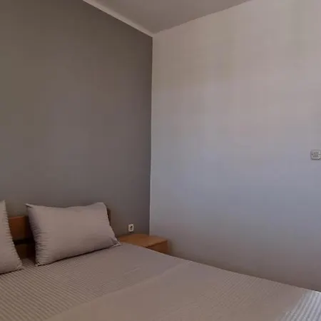 Idila Sea Front Apartments アパート *